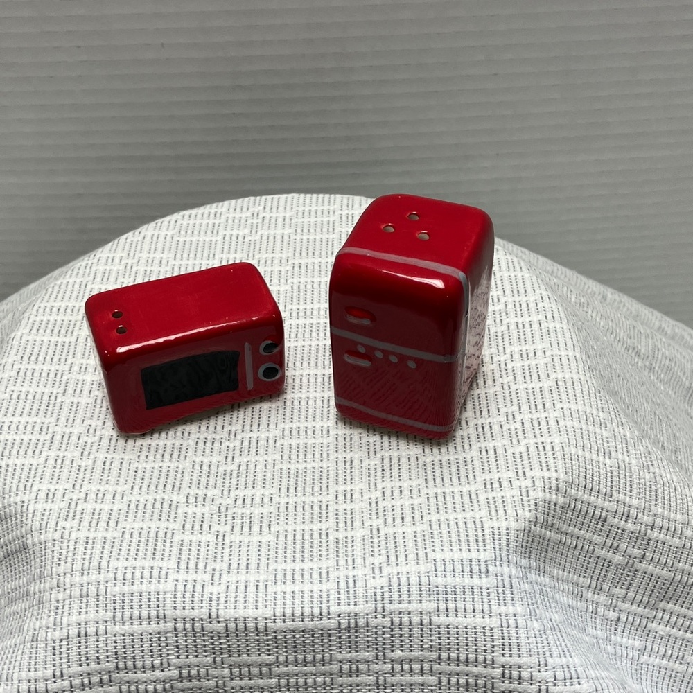Red Kitchen Appliance Salt and Pepper Shakers